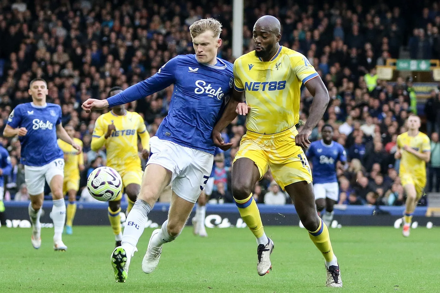 英超联赛精彩比赛瞬间